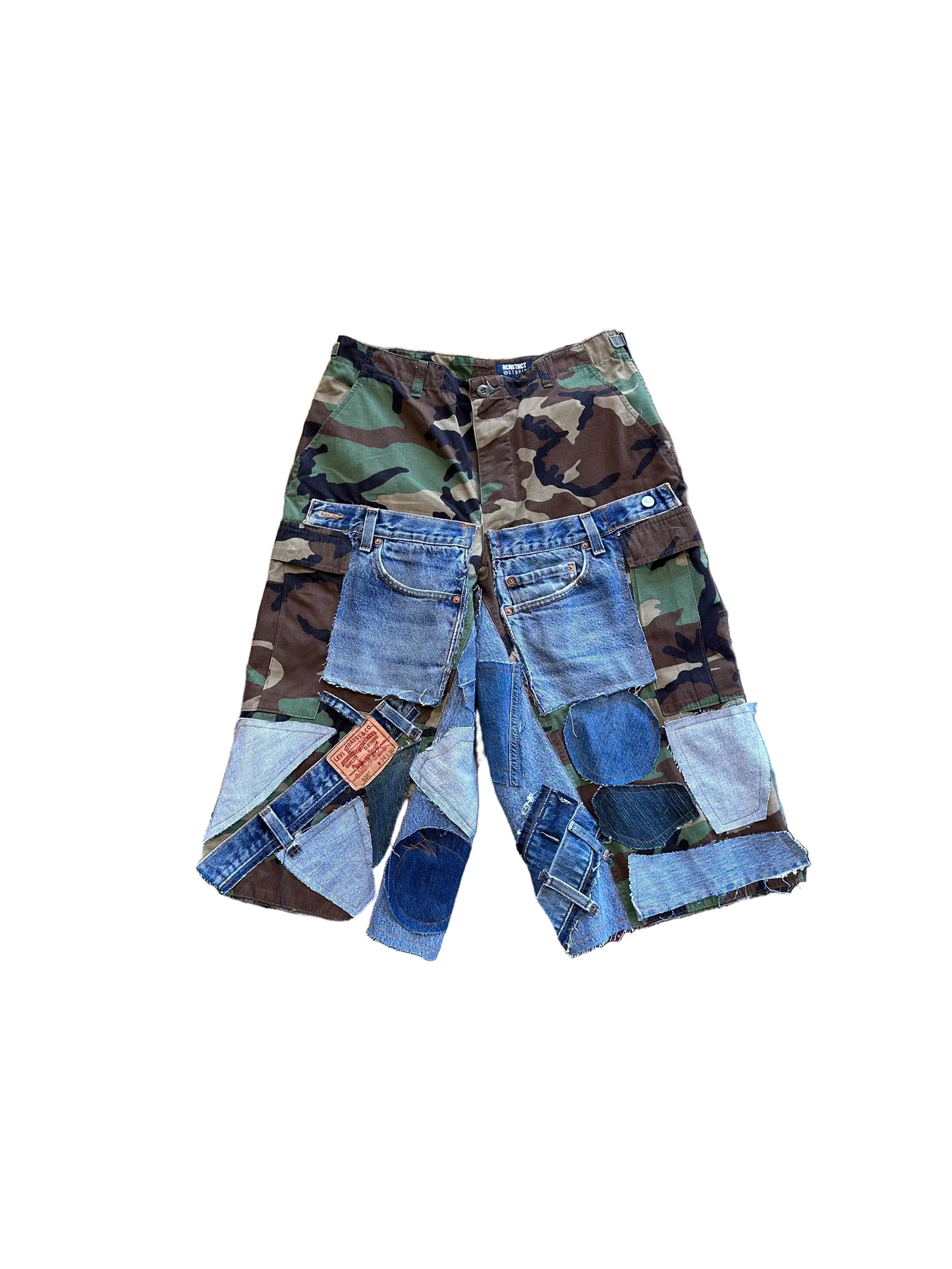 3/4s Camo Denim Detail Short / Random Selection